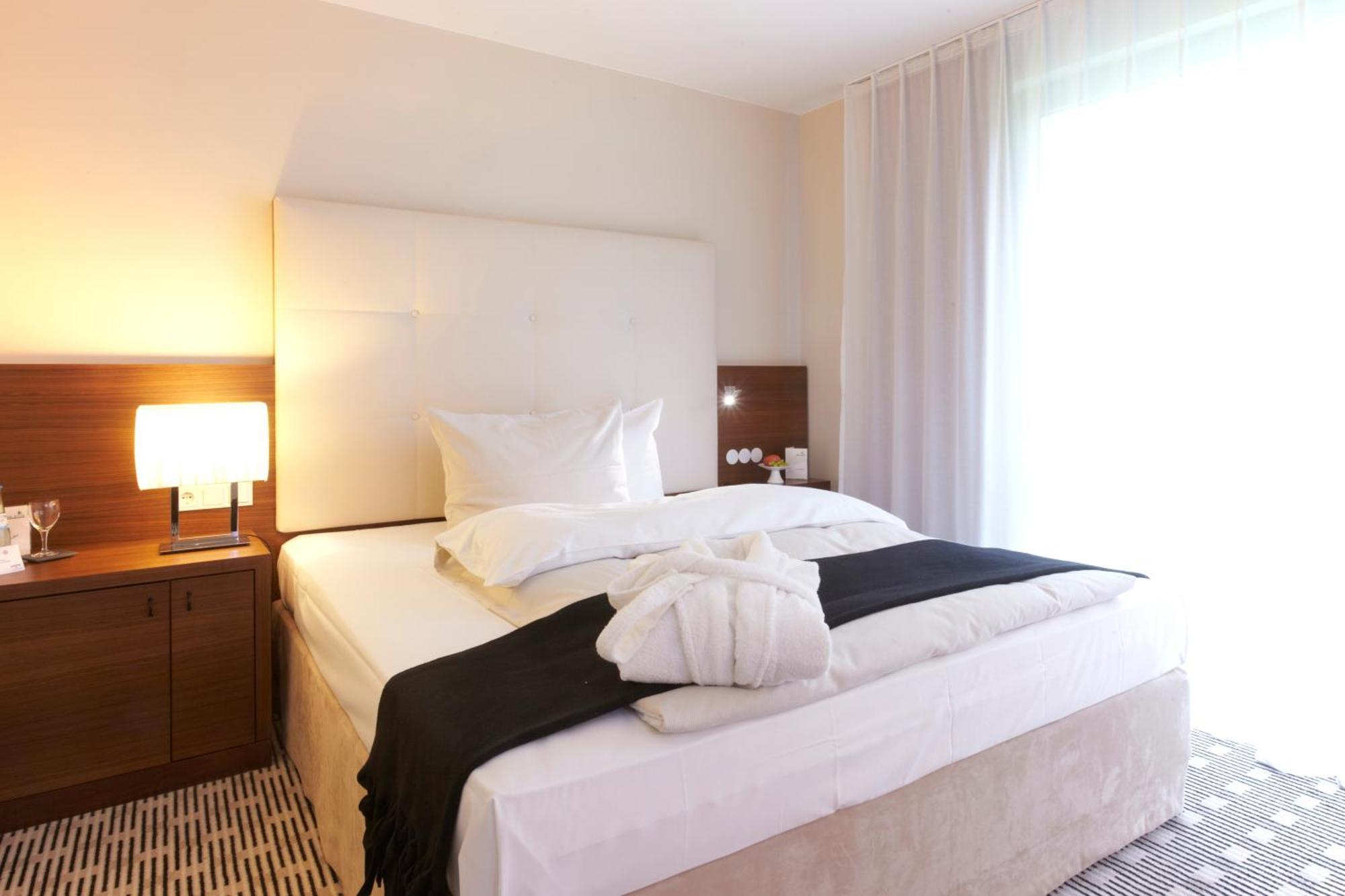 שווצינגן Seehotel Ketsch מראה חיצוני תמונה